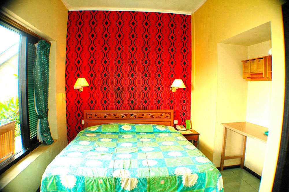 Foresta Inn Family Resort Prigen Luaran gambar
