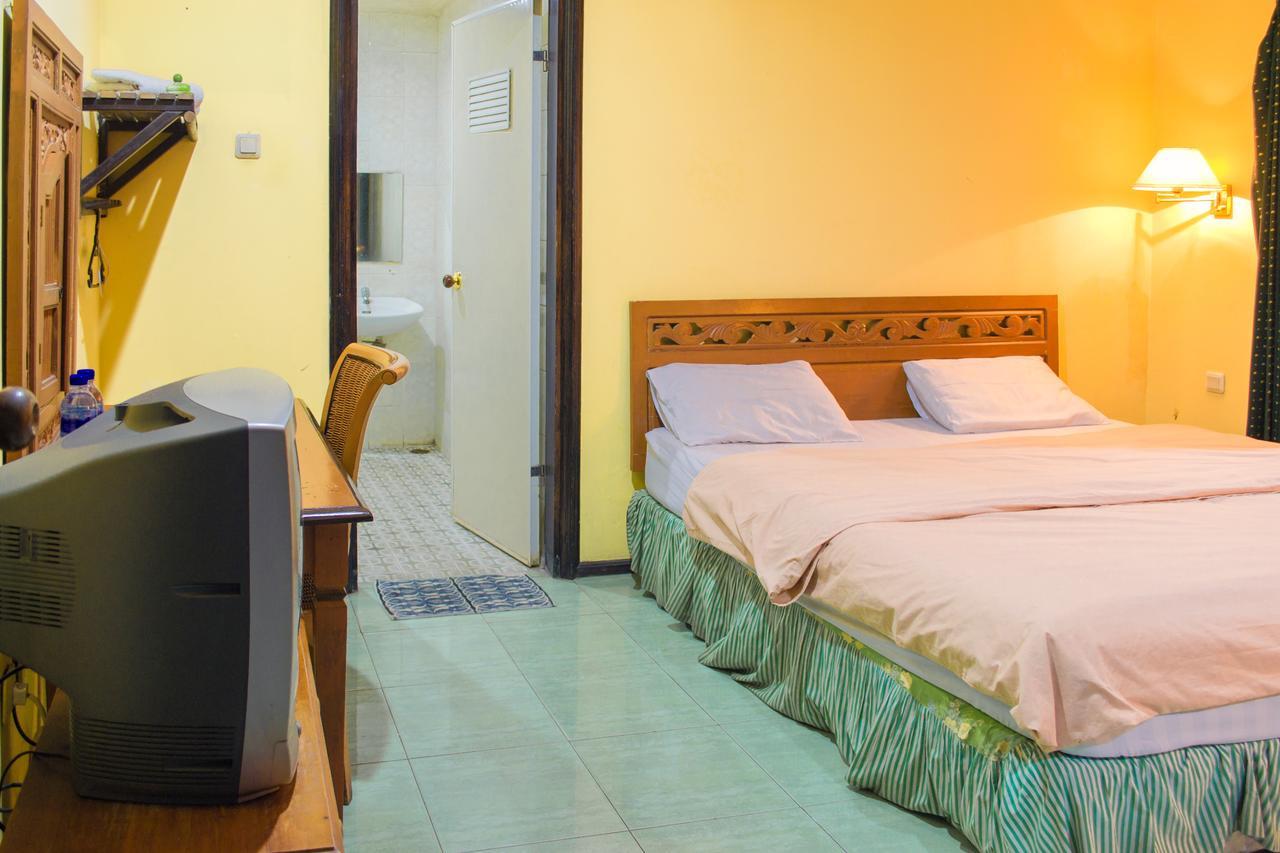 Foresta Inn Family Resort Prigen Luaran gambar