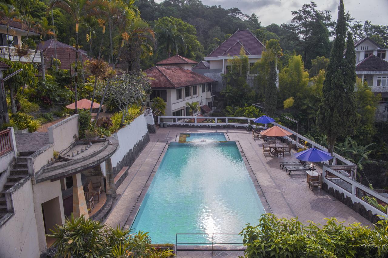 Foresta Inn Family Resort Prigen Luaran gambar
