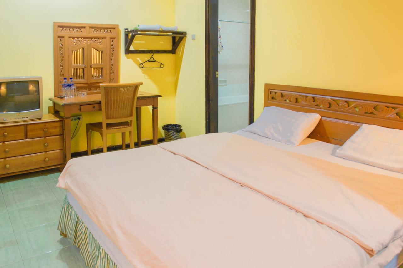Foresta Inn Family Resort Prigen Luaran gambar