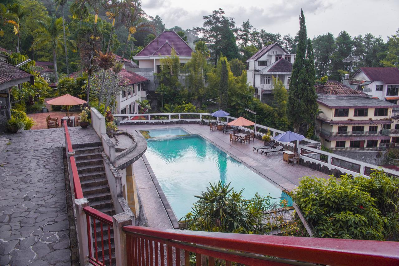 Foresta Inn Family Resort Prigen Luaran gambar