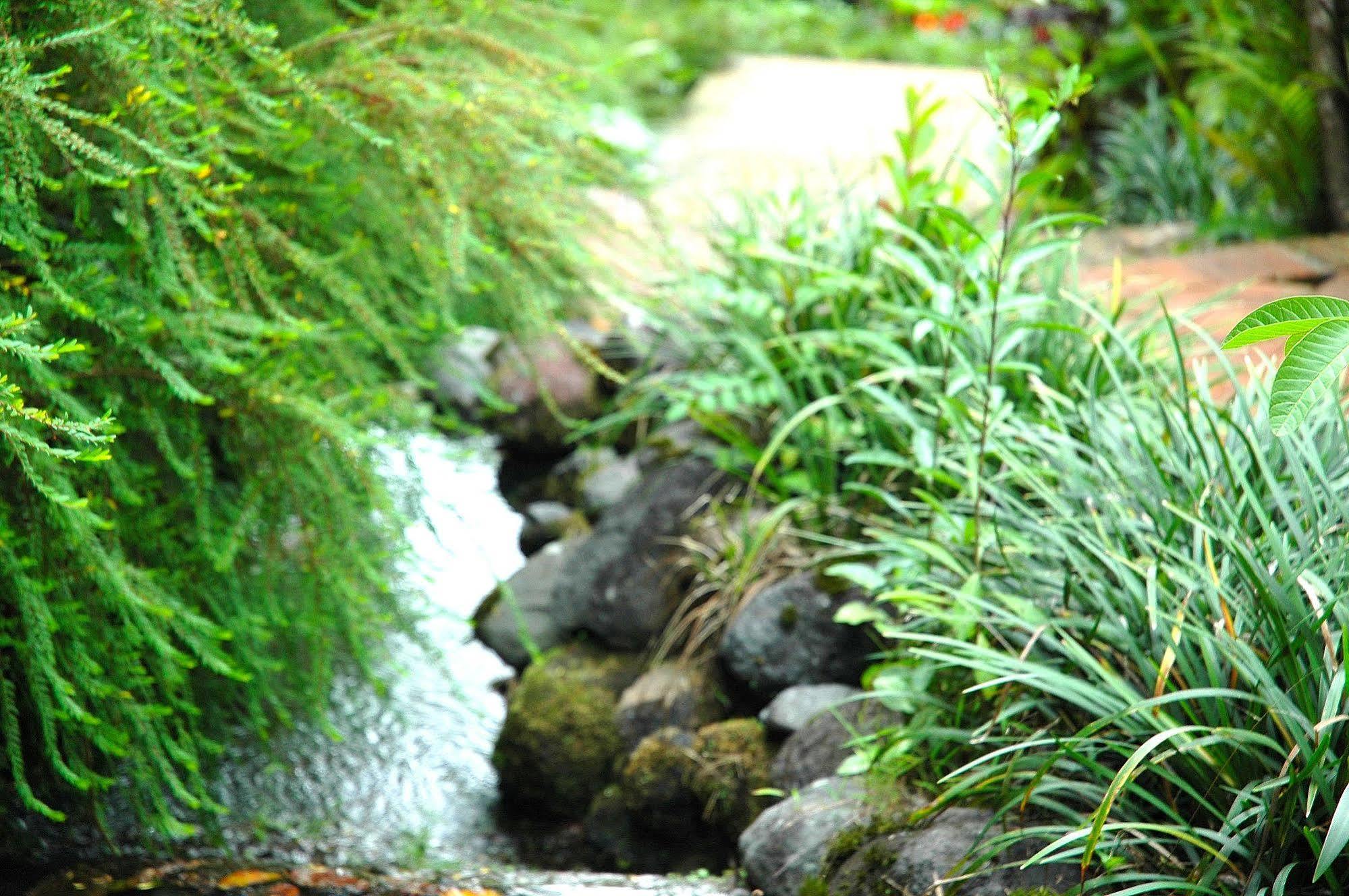 Foresta Inn Family Resort Prigen Luaran gambar